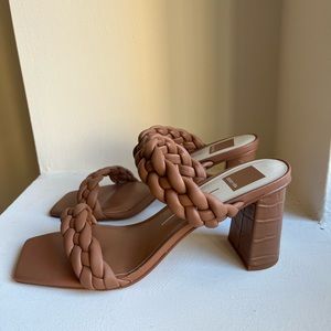 Dolce Vita Paily Caramel Stella Block Heeled Sandal Size 9.5 NIB